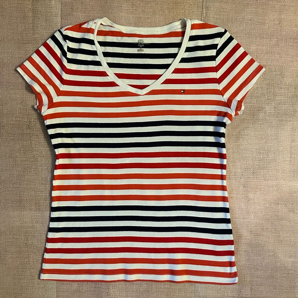 Tommy Hilfiger Women’s V-Neck Cap-Sleeved Blue Red Striped Shirt, Size L
